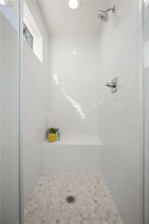 Building Photo - 2413 E 9th St