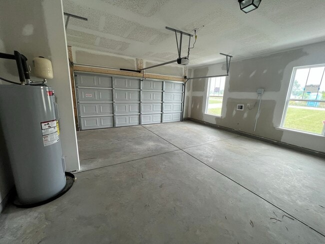 Building Photo - 228 Archer Rd