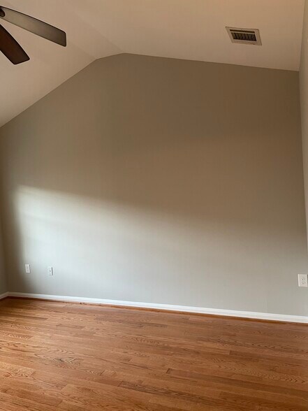 Master bedroom - 3922 Kathryn Jean Ct