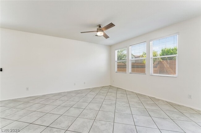 Building Photo - 5371 Boschetto St