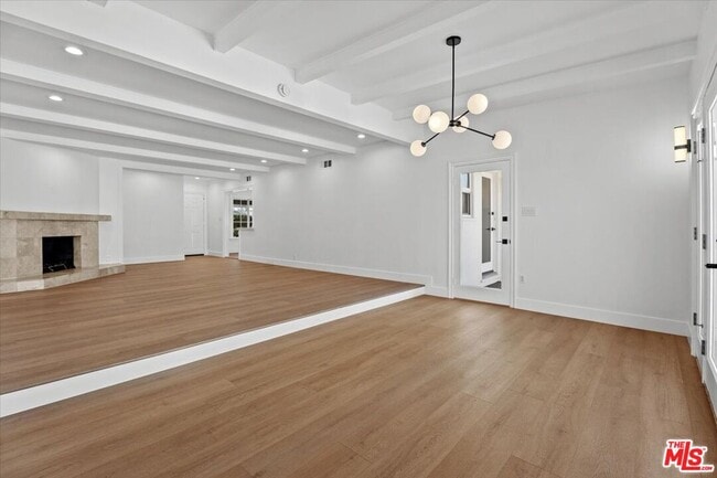 Building Photo - 12423 Martha St