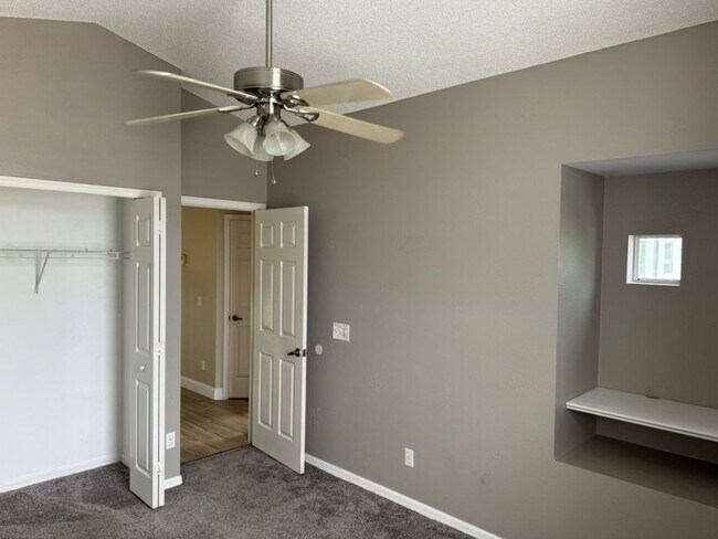 Building Photo - Stunning 4 Bedroom Home Available Now! ***...