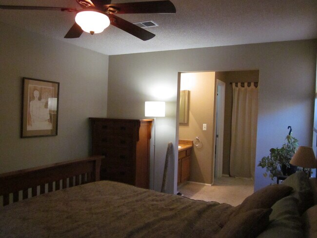 Building Photo - 10930 W Florida Ave