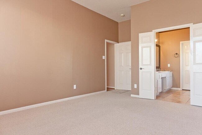 Building Photo - 17806 Scrub Oak Dr