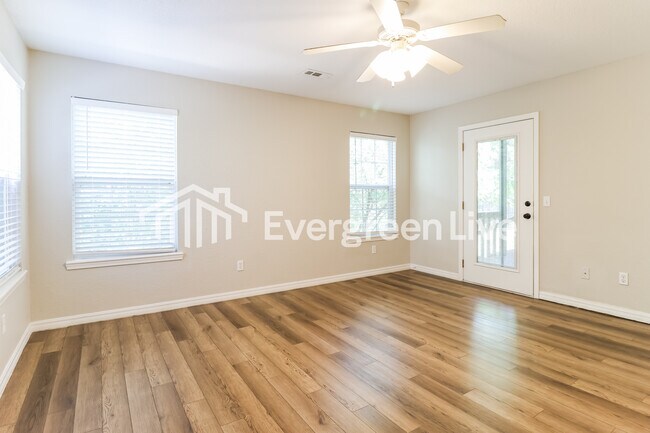 Building Photo - 9 Ormskirk Ln