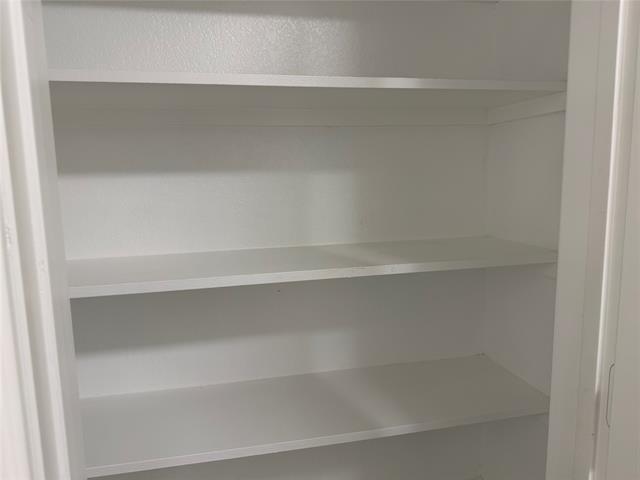 Building Photo - 220 Bonsai Dr