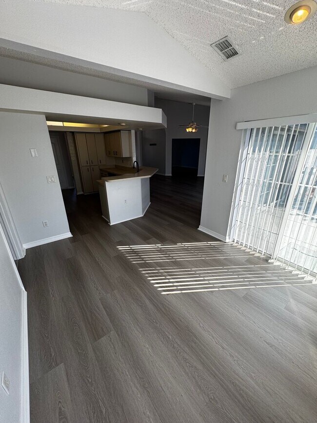 Building Photo - ? Move-In Ready 3/2/2 Near Ocala – Nearly 2,000 Sq Ft & Beautifully Updated! ?