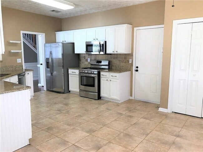 Building Photo - 235 Cadence Ct