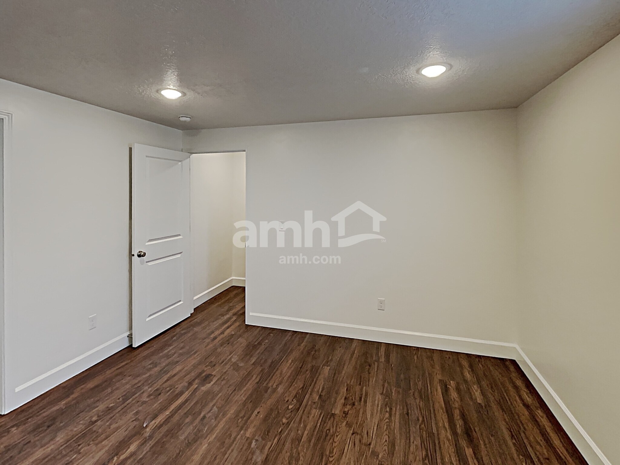 Building Photo - 6063 W Arranmore Dr