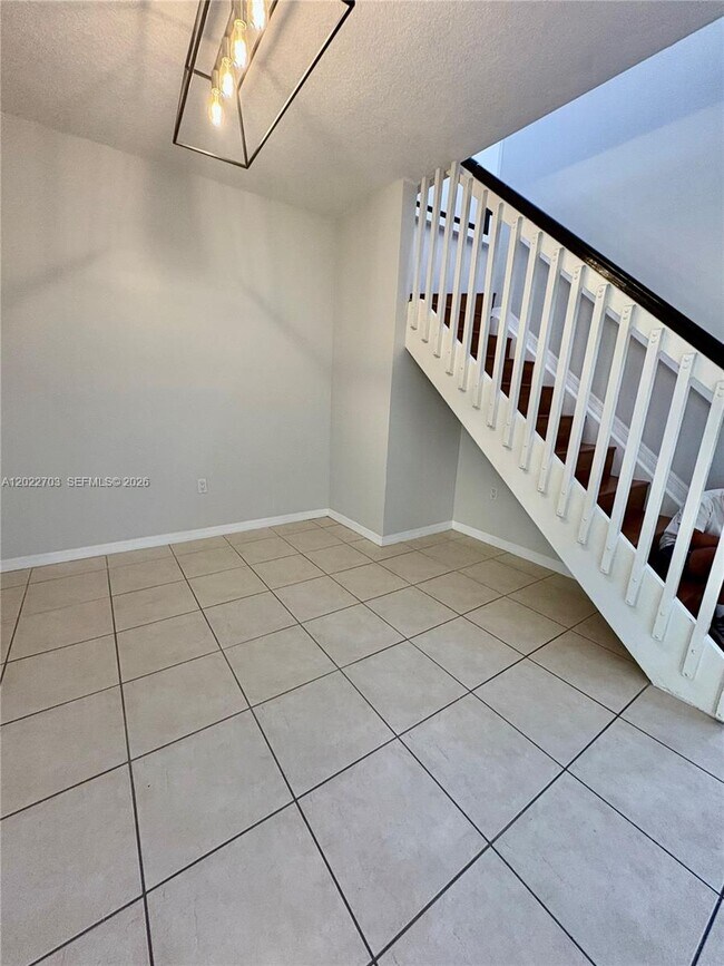 Building Photo - 10190 SW 88th St