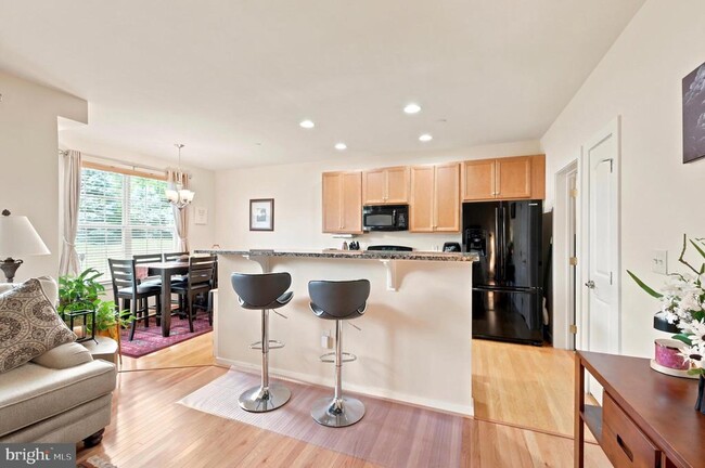 Building Photo - 4437 Driftwood Dr