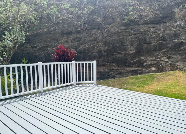 Building Photo - Beautiful 3BD/2BA Hawaii Kai Home | 2-Car Garage | Mountainside Setting