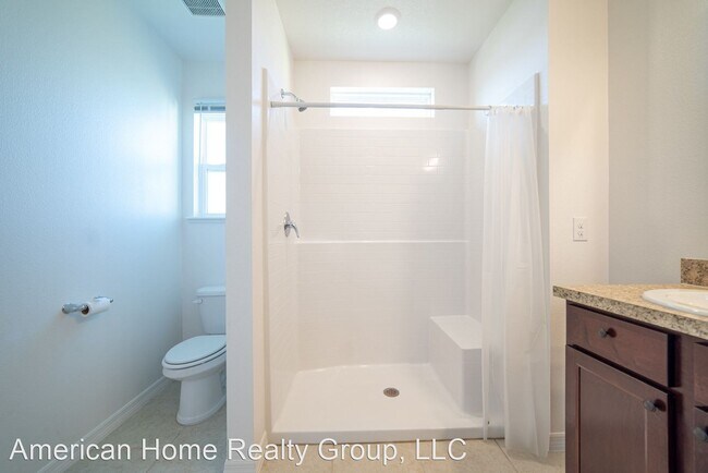 Building Photo - 3 br, 2 bath House - 222 Jackson Loop