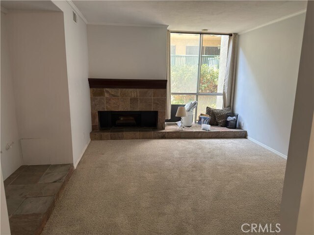Building Photo - 552 N Bellflower Blvd
