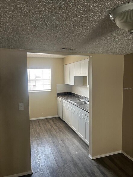 Building Photo - 14470 Reuter Strasse Cir