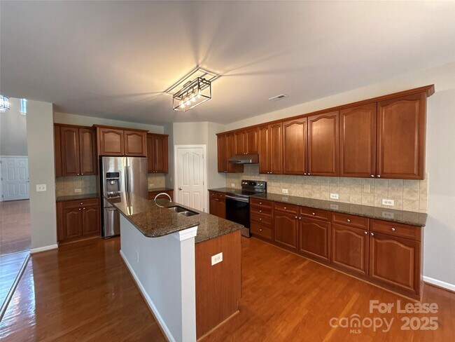 Building Photo - 1113 Cooper Ln
