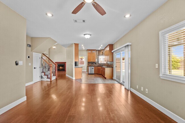 Building Photo - 743 Calico Trail