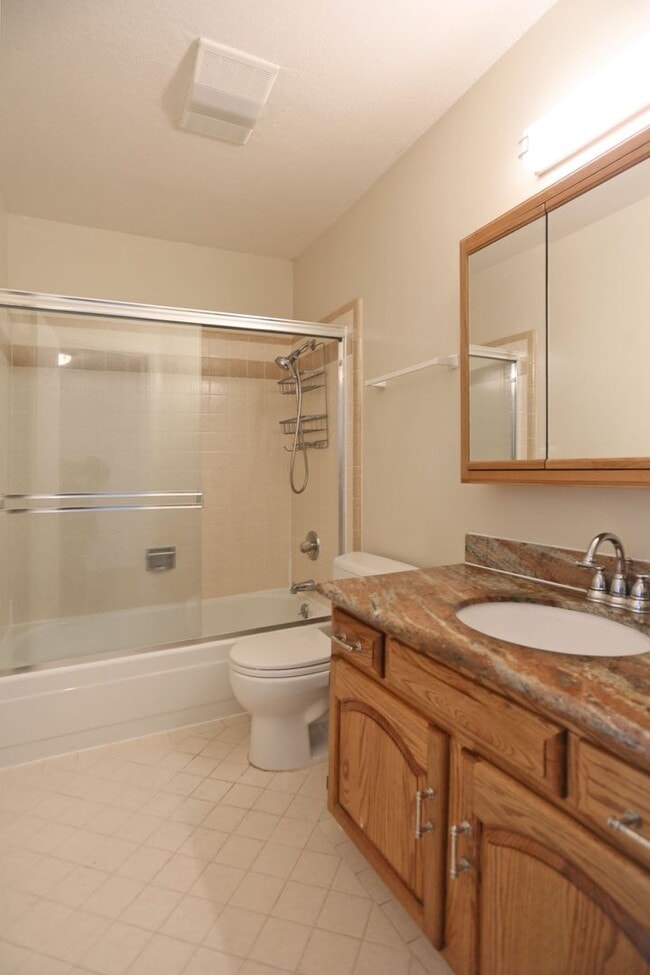 Building Photo - 7221 Geary Blvd