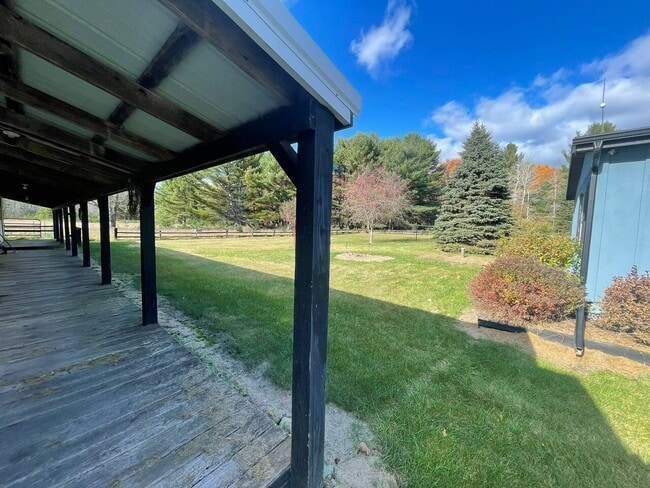 Building Photo - N3185 Seward Heights Rd