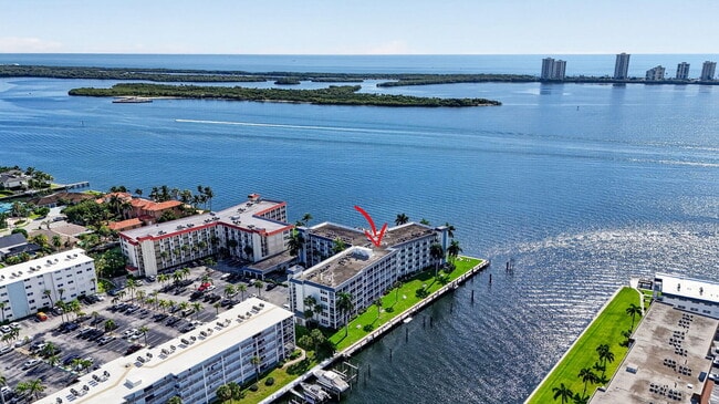 Building Photo - 100 Paradise Harbour Blvd