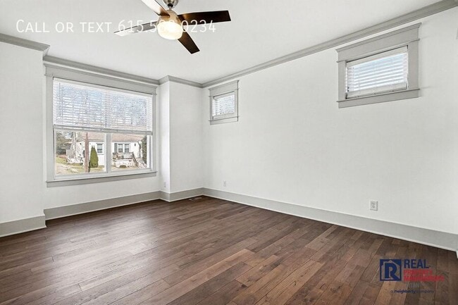 Building Photo - 124 8th Ave