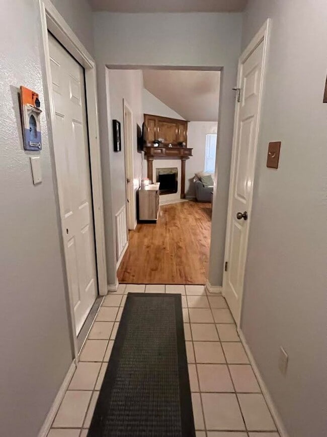 Building Photo - 7029 Premont Dr