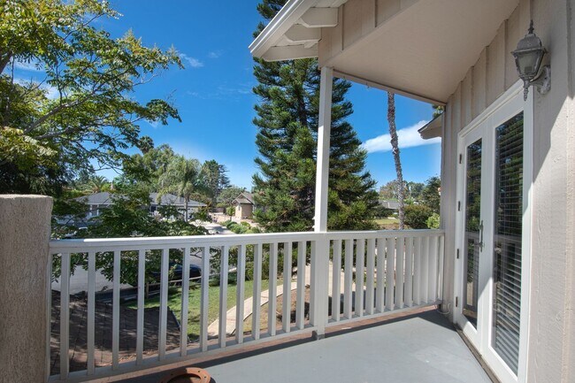 Building Photo - 2412 Via Marina