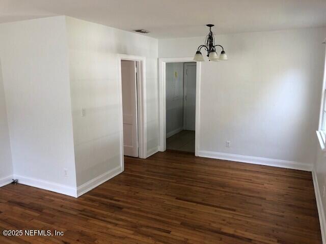 Building Photo - 1310 Menna St