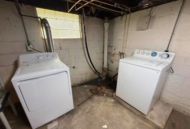 Building Photo - OWNER FINANCING