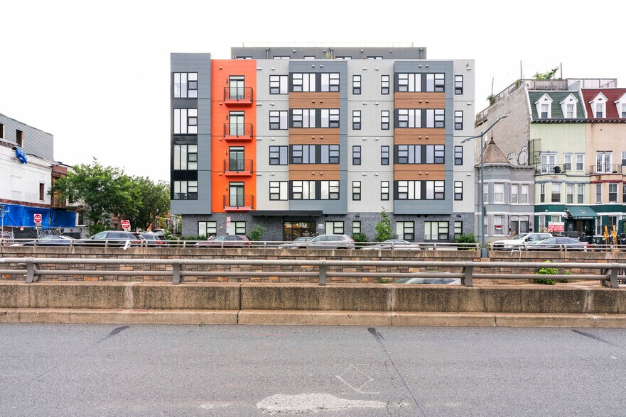 Building Photo - 1324 North Capitol St NE