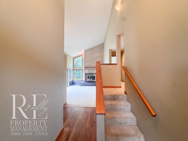 Building Photo - Vaulted 2-Bed Home with Scenic Views, Gas Fireplace & Oversized Deck