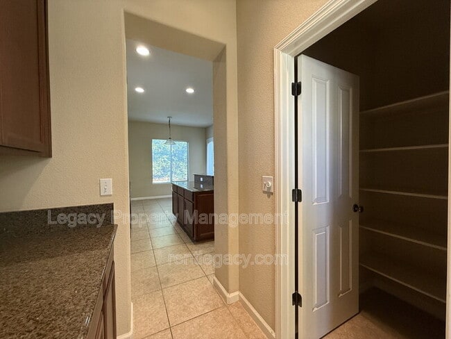 Building Photo - 12025 Mandolin Way