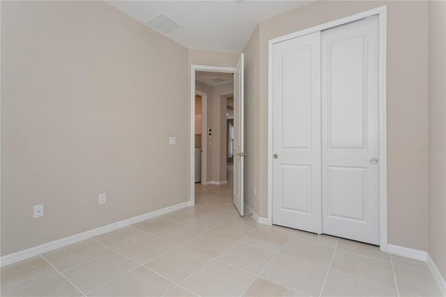 Building Photo - 5826 Fieldmoor Ct