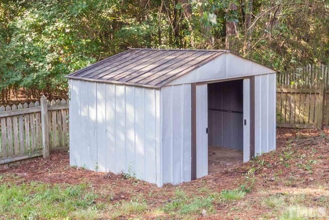 Building Photo - 8324 Bellingham Cir