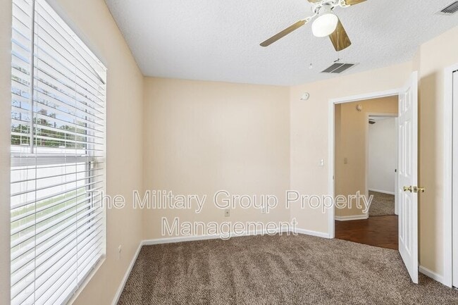 Building Photo - 12387 Anarania Dr