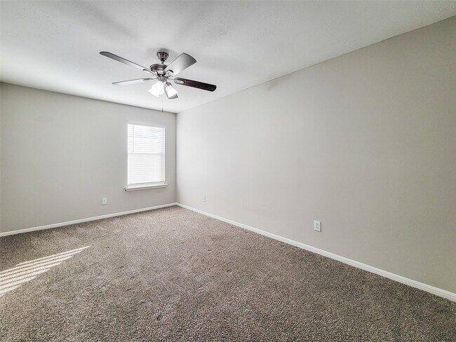 Building Photo - 3926 W Lindbergh Ct