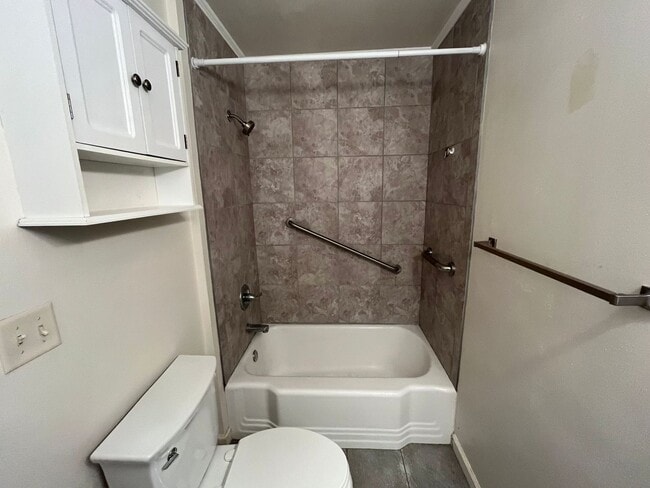 Building Photo - 2 Bed 1 Bath Single Family Home in Wausau