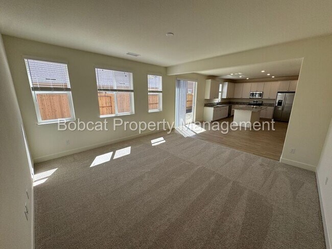 Building Photo - 837 Bravestone Ave