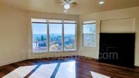 Building Photo - 936 Bradley St