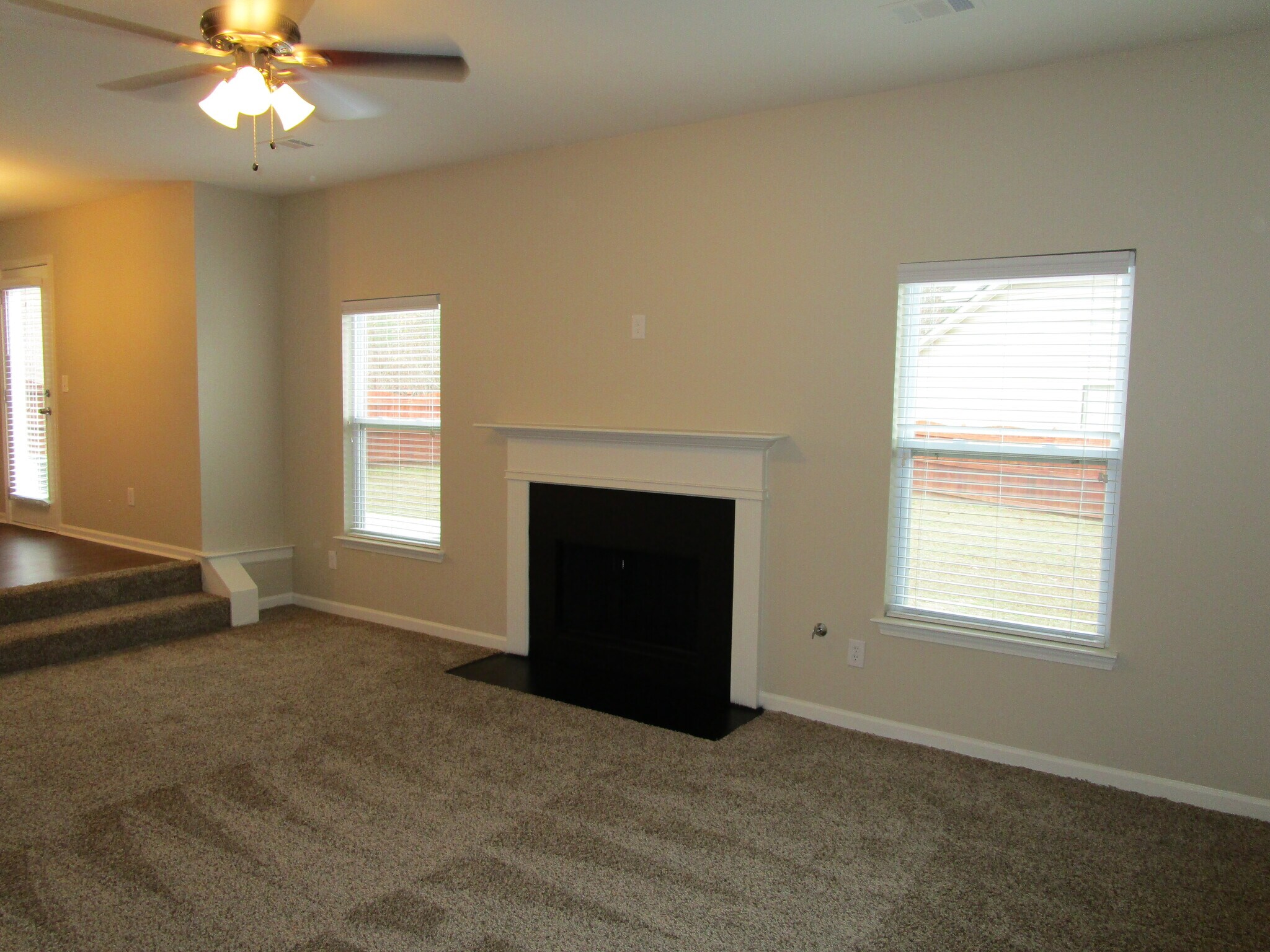 Building Photo - 4178 Ash Tree St