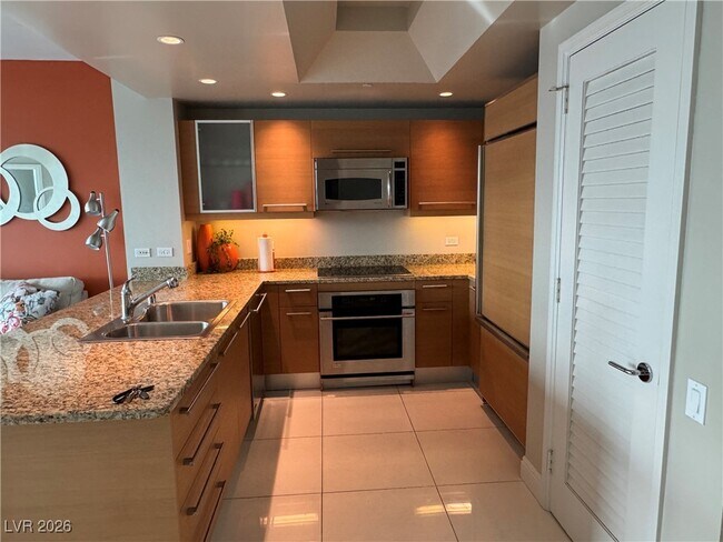 Building Photo - 222 Karen Ave