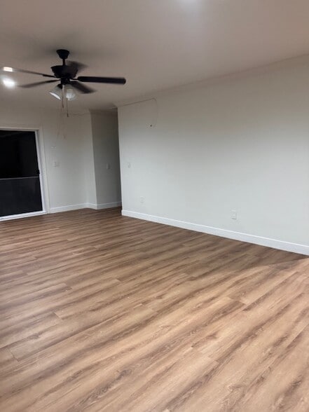 Building Photo - 2252 N Bristol St