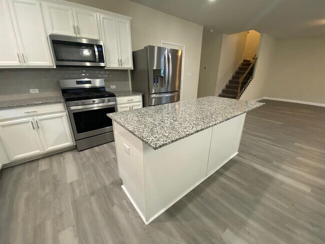 Building Photo - 97 Quarryman Dr