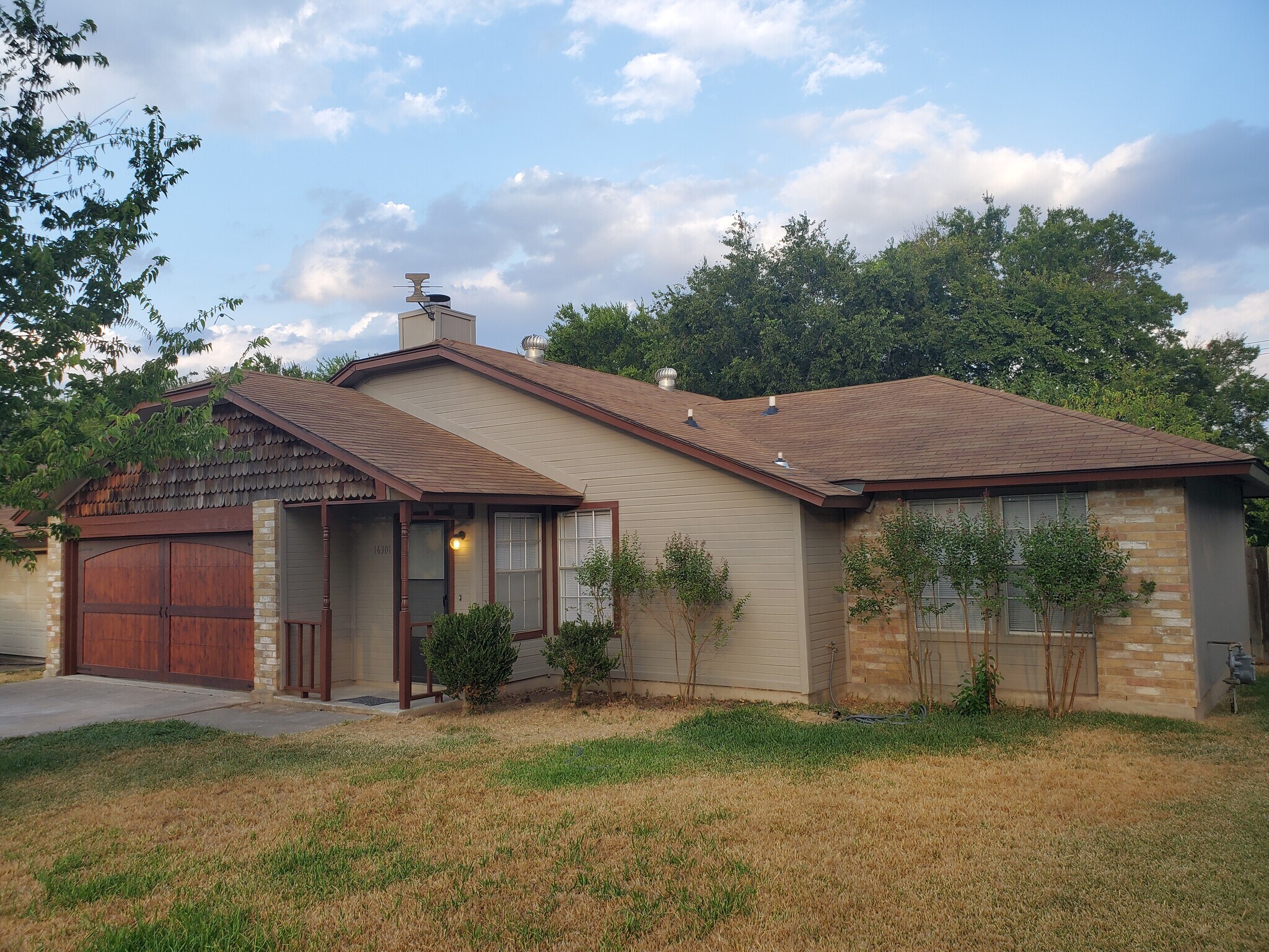 Building Photo - 16301 Malden Dr