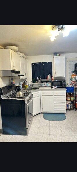 Building Photo - 7 Glenda Dr