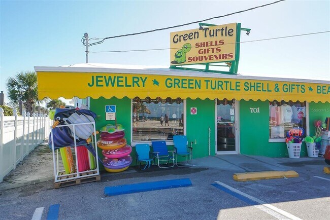 Building Photo - 4216 Plumosa Terrace