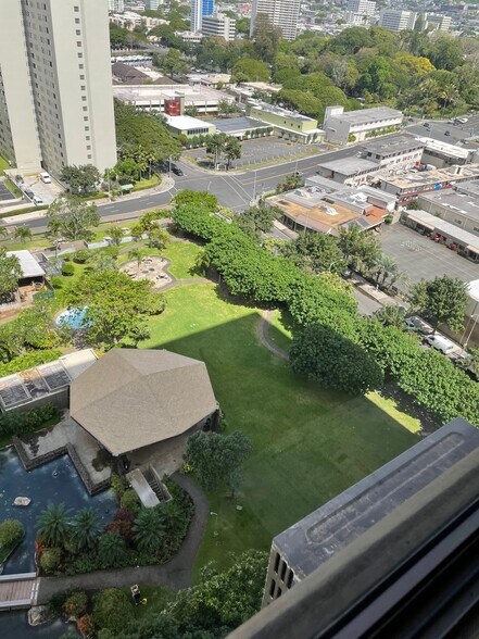 Building Photo - 55 S Kukui St