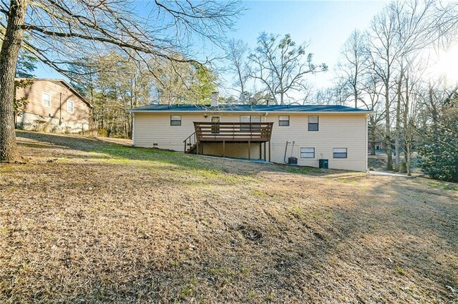 Building Photo - 5041 Alexander Ave