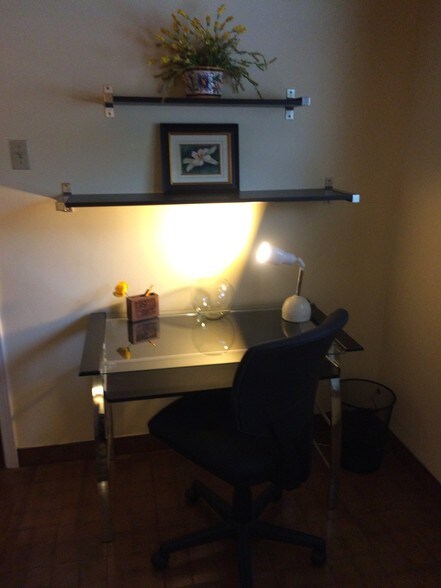 DESK FOR COMPUTER - 400 Millaudon St