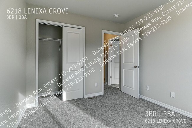 Building Photo - $500 OFF the first month of rent! Brand ne...